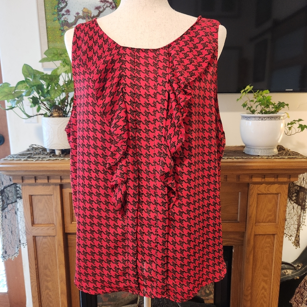 ELLE Sleeveless Red Shell Blouse XL